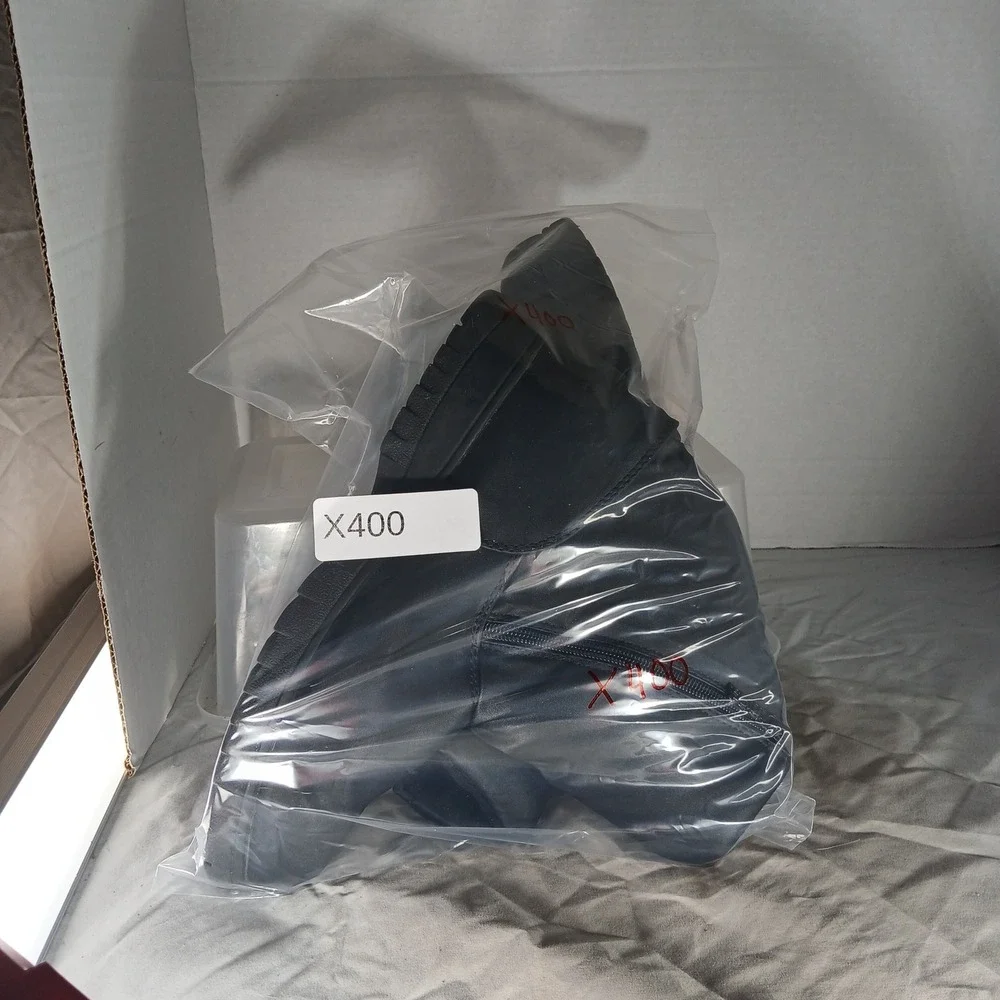 Totes Roberta Snow Boots 8.5 Black Mid Calf Side Zip‎ Winter Weatherproof